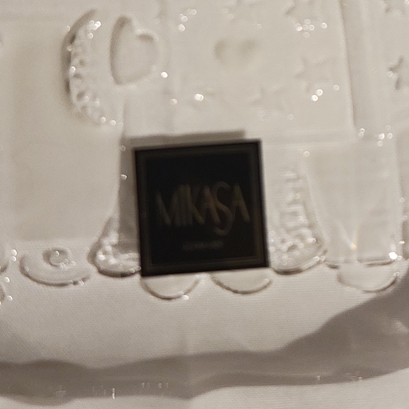 Mikasa Carolers Sweet Dish in Box New - Picture 3 of 6